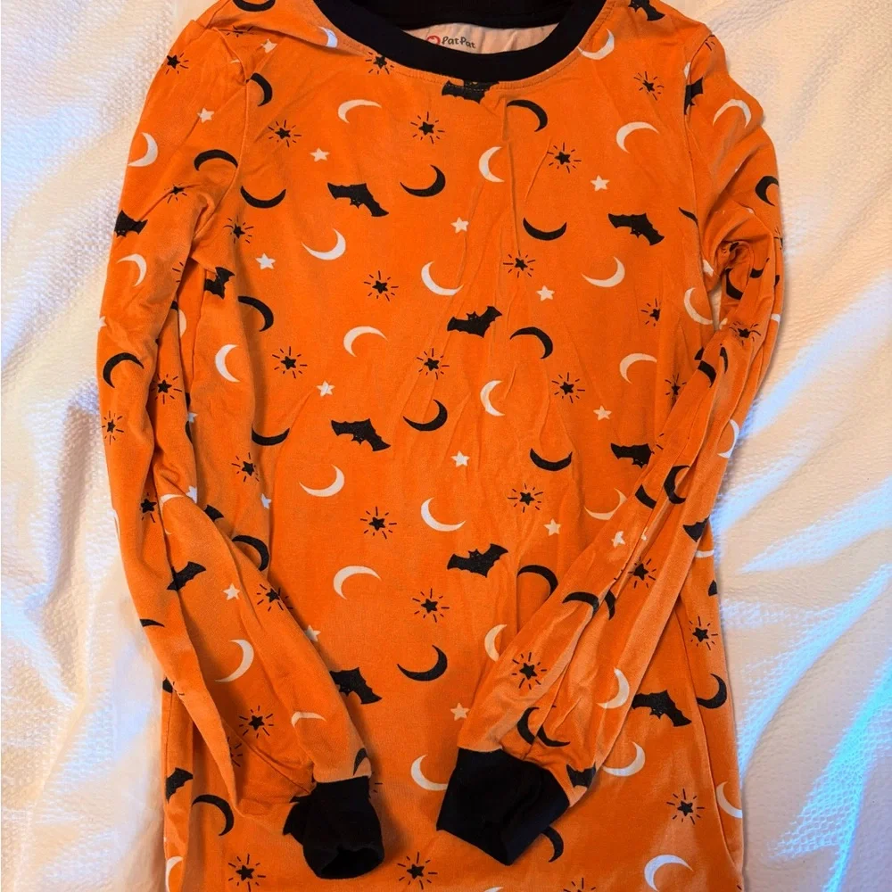 PatPat Orange Halloween Moon & Bat Kids Pajama Set